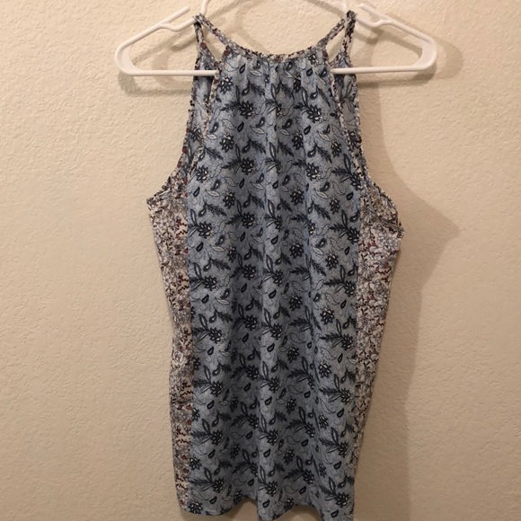 Small blue and white flower pattern blouse - Picture 5 of 8